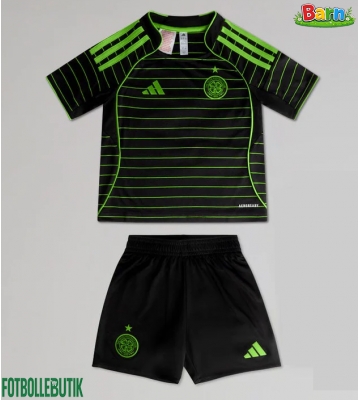 Celtic Bortaställ Barn 2025-26 Kortärmad (+ Korta byxor)